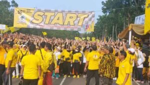 Ribuan Peserta Ikuti Jalan Sehat HUT Golkar Di Kabupaten Tangerang