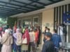 Demo Gusuran Tanah JORR II, Pembebasan Lahan JORR II, Proyek JORR II: Warga Kampung Baru Kota Tangerang Geruduk Kantor PT Wijaya Karya