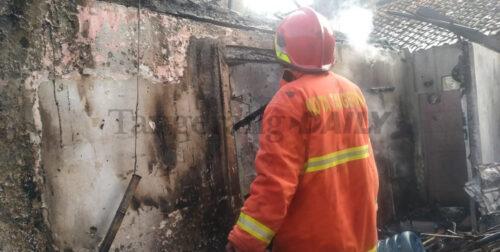 Rumah Terbakar di Pasar Lama, 1 Pria Tewas Tersetrum Listrik