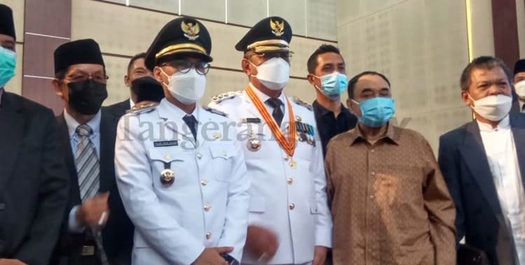 Benyamin Davnie dan Pilar Saga Ichsan Resmi Dilantik