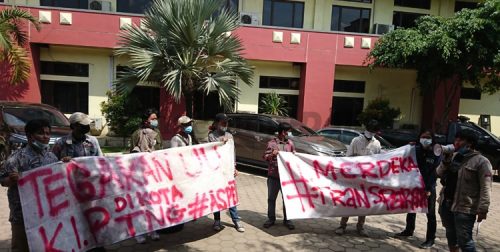 Demo Mahasiswa, Perbaikan Jalan Rusak, Kota Tangerang, Berita Tangerang: Desak Keterbukaan Anggaran, Mahasiswa Geruduk Kantor Dinas PUPR Kota Tangerang