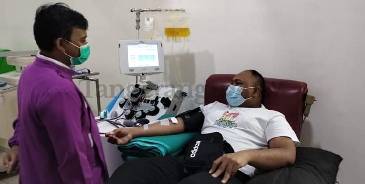 Berita Tangerang, Berita Tangerang Terbaru, Berita Tangerang Terkini, Berita Tangerang Hari Ini, Berita Kota Tangerang, Berita Kota Tangerang Terbaru, Berita Kota Tangerang Terkini, Berita Kota Tangerang Hari Ini, Konvalesen, Plasma Darah, Plasma Darah Konvalesen, Donor Darah, Donor Darah Konvalesen, Stok Plasma Darah Menipis, PMI, PMI Kota Tangerang: Selama Ramadan, Stok Darah dan Konvalesen di PMI Kota Tangerang Menipis