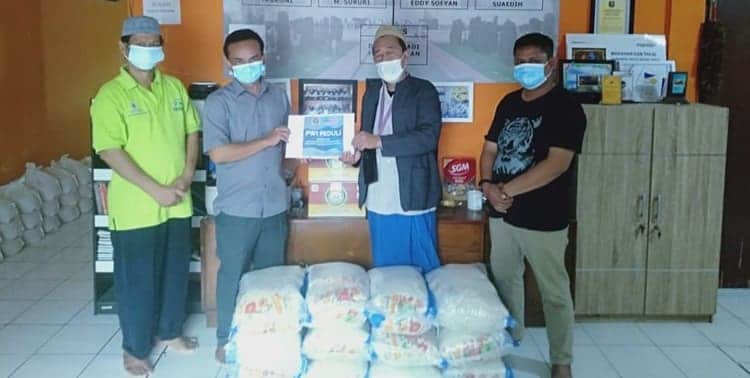 PWI Kabupaten Tangerang dan Alfamart Gelar Baksos di Panti Asuhan