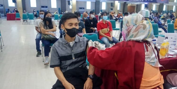 Unpam, Universitas Pamulang, Unpam Gelar Vaksin, Vaksinasi di Unpam, Unpam Bantu Pemkot Tangsel, Vaksinasi Covid-19, Covid-19, Vaksin Covid-19, Kota Tangsel: Unpam Bantu Pemkot Tangsel Percepatan Vaksinasi