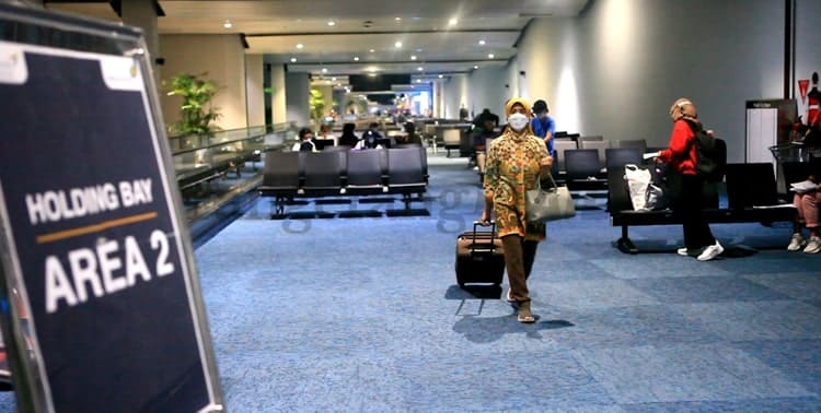 WNA, Warga Negara Asing, WNA ke Indonesia, Akses dari Luar Negeri, Kantor Imigrasi, Bandara Soekarno-Hatta: 6 Hari Akses Luar Negeri Dibuka, Imigrasi: Belum Ada Lonjakan WNA