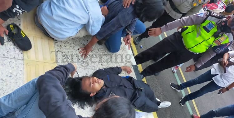 Demo Mahasiswa, Unjuk Rasa, HUT Kabupaten Tangerang, Polisi, Polresta Tangerang: Satu Mahasiswa Kejang-kejang di Banting saat Unras HUT Kabupaten Tangerang