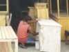 Kesulitan mendapatkan bahan baku jati belanda menimpa produsen furniture di Kota Tangerang selama beberapa bulan terakhir.