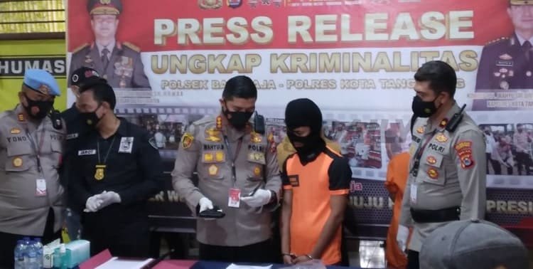 Sepasang Kekasih, Pencurian Kendaraan, Kendaraan Bermotor, Polres Kota Tangerang: Beraksi Tiga Bulan, Sepasang Kekasih Asal Serang Ini Curi 4 Motor