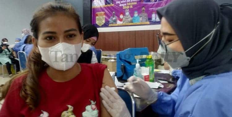 Satgas Kabupaten Tangerang: Target vaksinasi Covid-19 di Kabupaten Tangerang pada awal November ini telah memenuhi target 70 persen.