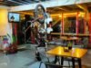 Carburator Springs Cafe salah satu kafe yang mengusung konsep otomotif yang cocok untuk tempat nongkrong pemotor (bikers).