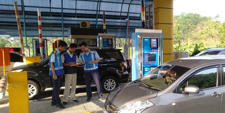 Jasamarga Metropolitan Tollroad (JMT) sebagai pengelola Ruas Tol Jakarta-Tangerang melakukan penambahan kapasitas gerbang tol Karang Tengah dan Bitung 2.