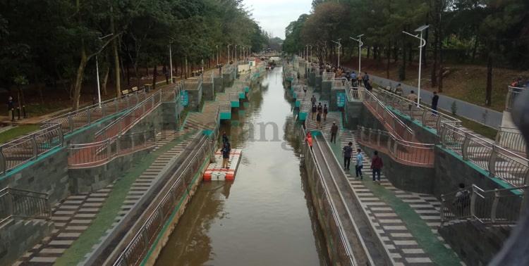 Pemerintah Kota Tangerang Selatan (Pemkot Tangsel) akan melelang pengelolaan tempat wisata Jaletreng Riverpark kepada pihak swasta. 