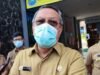 Pemerintah Kota Tangerang Selatan melaksanakan Pembelajaran Tatap Muka (PTM) 100 persen yang dibagi ke dalam dua shif belajar. 