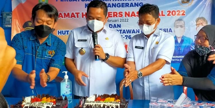 Wali Kota Tangerang Arief R Wismansyah merayakan peringatan Hari Pers Nasional tahun 2022 dan HUT Persatuan Wartawan Indonesia (PWI) ke-76