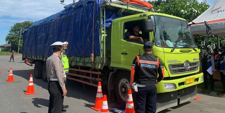 Sebanyak 186 kendaraan terjaring dalam kegiatan sosialisasi dan penindakan terhadap kendaraan Over Dimensi dan Over Loading (ODOL) diruas Jalan Tol Tangerang - Merak oleh Ditlantas Polda Banten.