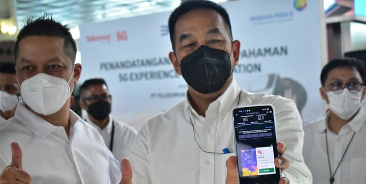 PT Angkasa Pura II (AP II) bekerjasama dengan Telkomsel membangun infrastruktur jaringan internet 5G di Bandara Soekarno-Hatta.