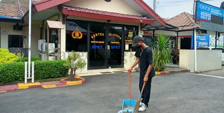 Nanda Setiansyah (20) seorang pemuda mendapatkan restorative justice atau keadilan restoratif dari Polres Metro Tangerang Kota. Selain itu, ia pun kini dipekerjakan di Polsek Jatiuwung.