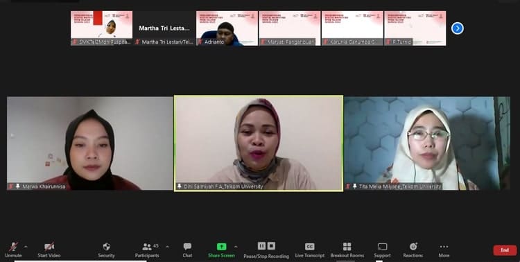 Universitas Telkom sebagai lembaga pendidikan tinggi miliki kewajiban lakukan pengabdian pada masyarakat, hal itu yang dijalankan oleh sejumlah Dosen dari Program Studi Digital Public Relation, Fakultas Komunikasi dan Bisnis, melatih kemahiran marketing para guru di SMK Telkom II Medan, Rabu 9 Maret 2022.