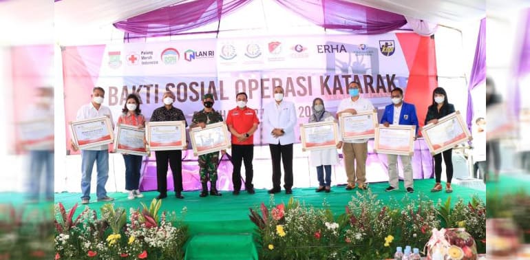 Sebanyak 117 orang menjalani operasi katarak gratis di Rumah Sakit Umum Daerah Pakuhaji, Kabupaten Tangerang, Sabtu 12 Maret 2022.