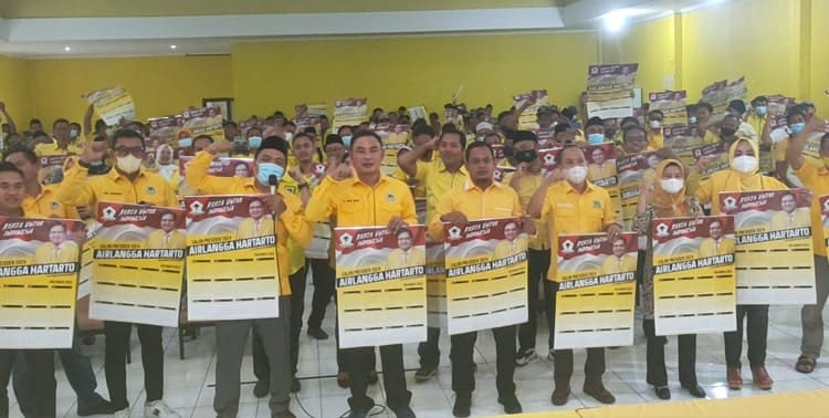 Ketua DPD Partai Golkar Kabupaten Tangerang Mad Romli menyerukan kader untuk fokus memenangkan Pemilihan Legislatif (Pileg) dan Pemilihan Presiden (Pilpres) tahun 2024.