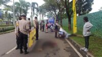 Kecelakaan tunggal pemotor terjadi di Jalan Boulevard Bundaran 5 Citra Raya, Kecamatan Panongan, Kabupaten Tangerang, Selasa 14 Juni 2022 pukul 07.17 WIB.