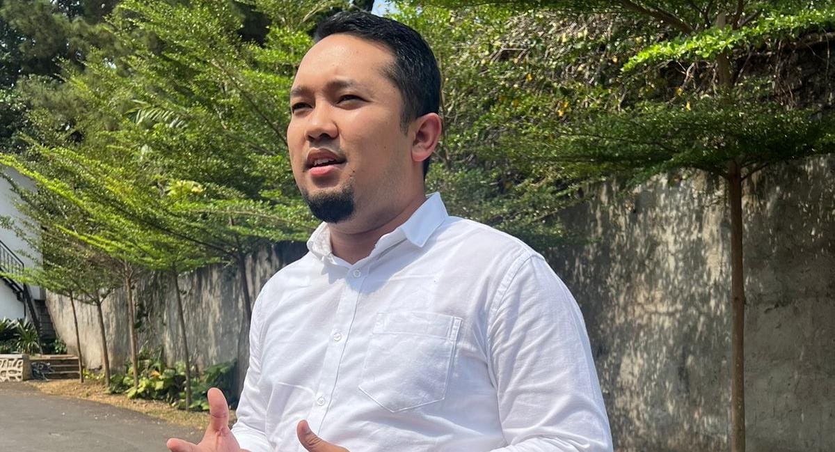 Wakil Menteri (Wamen) BUMN Kartika Wirjoatmodjo mengungkap rencana penggabungan PT Angkasa Pura I (AP I) dan PT Angkasa Pura II (AP II). Selain itu, pihaknya juga mengkaji pemisahan atau spin off Bandara I Gusti Ngurah Rai dan Bandara Soekarno-Hatta