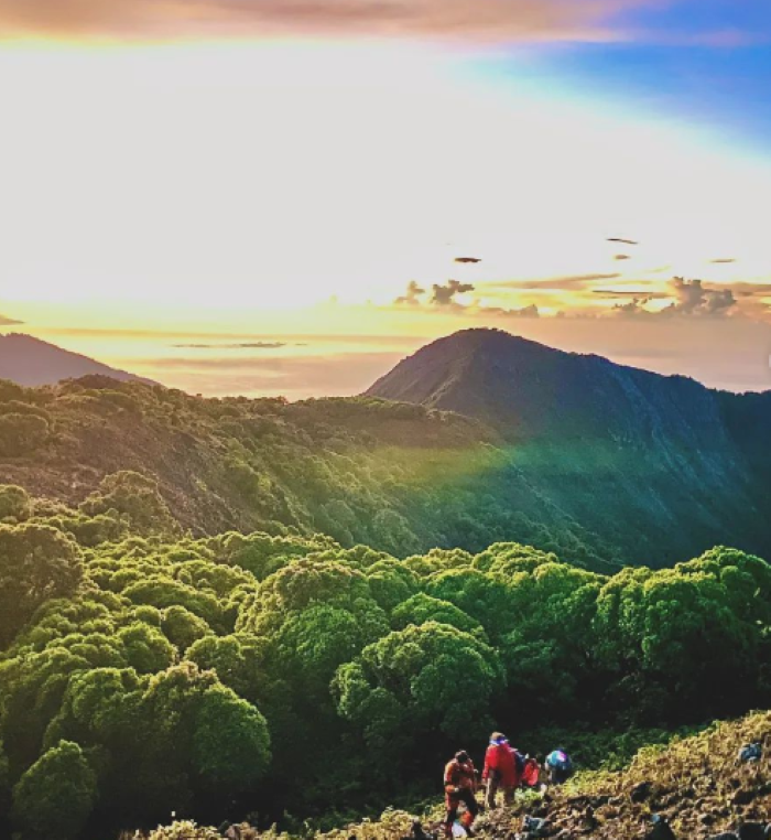 4 Gunung yang Wajib Kamu Sambangi Sebagai Pendaki Sejati