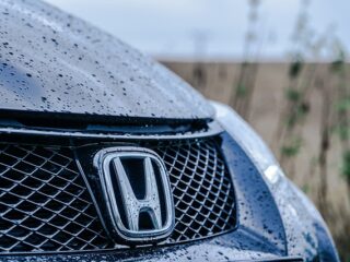 Tahun 2024 menandai pencapaian gemilang bagi Honda di industri otomotif Indonesia. Tiga produk unggulannya, yaitu All New Honda CR-V RS e:HEV, New Honda BR-V N7X Edition, dan New Honda Brio, baru-baru ini mendapatkan pengakuan sebagai mobil keluarga rekomendasi terbaru dari Autofun Indonesia. Dalam ajang Autofun Family Car Recommendation 2024,