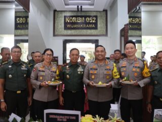 Kapolresta Bandara Soetta Rayakan HUT Ke-79 TNI dengan Kunjungan ke 10 Markas TNI