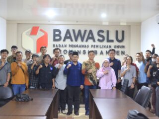 Bawaslu Banten Kawal Distribusi Logistik dan Pungut Hitung Pilkada Banten