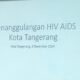 HIV/AIDS di Kota Tangerang: Lebih dari sekadar masalah kesehatan. Artikel ini mengungkap kompleksitas isu ini, yang terjalin dengan kemiskinan, stigma, dan kurangnya akses layanan kesehatan. Temukan solusi yang diajukan para aktivis untuk mengatasi masalah ini.