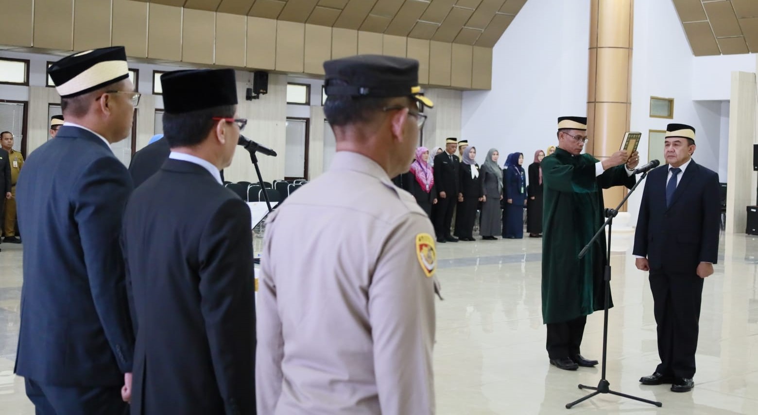 Soma Atmaja dilantik sebagai Sekretaris Daerah Kabupaten Tangerang yang baru. Pelantikan ini menandai babak baru bagi pemerintahan daerah