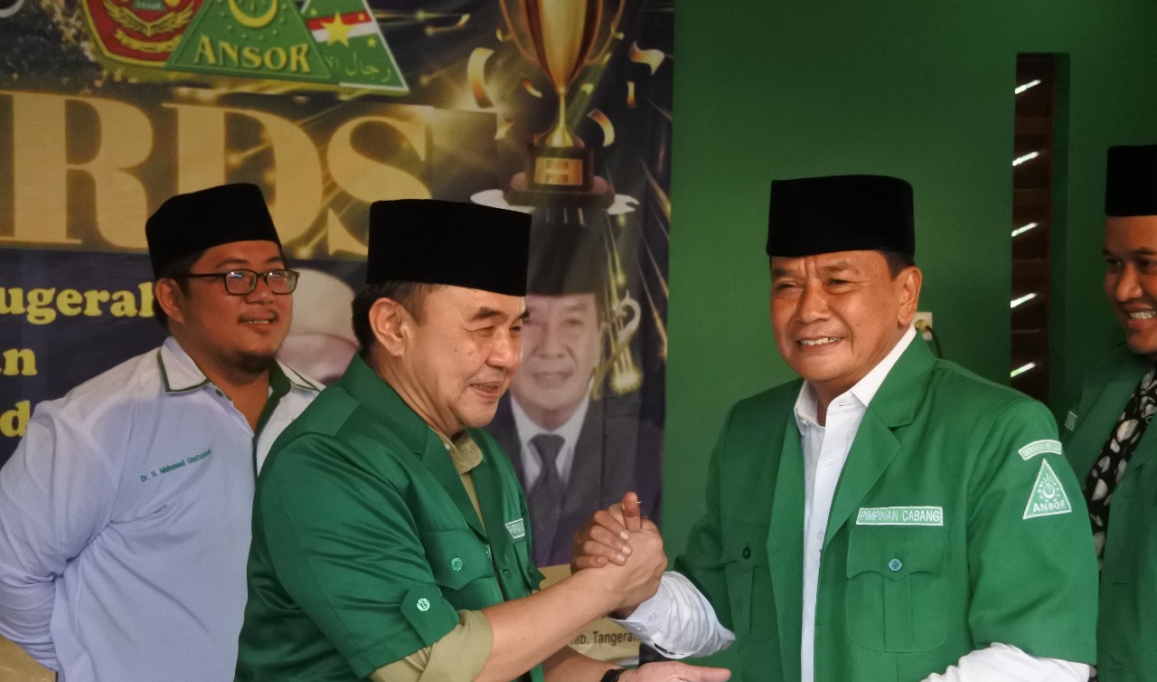 Dalam semangat kebersamaan, GP Ansor Kabupaten Tangerang menggelar Ansor Awards 2025 untuk menghargai dedikasi kader dan tokoh Ansor. Acara ini dihadiri oleh Bupati Tangerang terpilih dan tokoh penting lainnya.