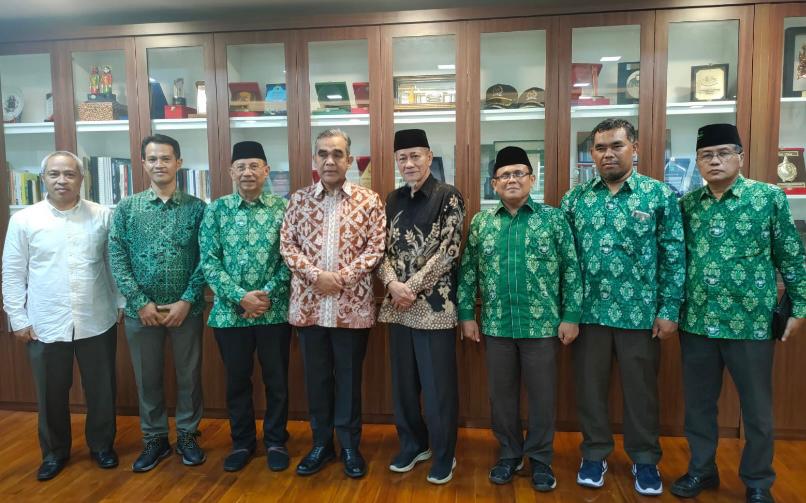 Pengurus Besar Mathla'ul Anwar (PBMA) bertemu dengan Ketua MPR-RI Ahmad Muzani untuk membahas sejarah organisasi yang telah berdiri selama 109 tahun dan perannya dalam pendidikan serta ketahanan pangan