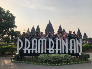 Dari Tangerang ke Yogyakarta: Menggali Keindahan Candi Prambanan