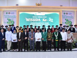 Wisuda UNMA Banten 2025, Wakil Menteri Agama: Pentingnya Karakter dalam Pendidikan