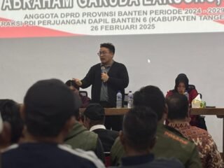 Abraham Garuda Laksono sosialisasikan Raperda Jaminan Sosial Ketenagakerjaan untuk perlindungan pekerja di Banten.