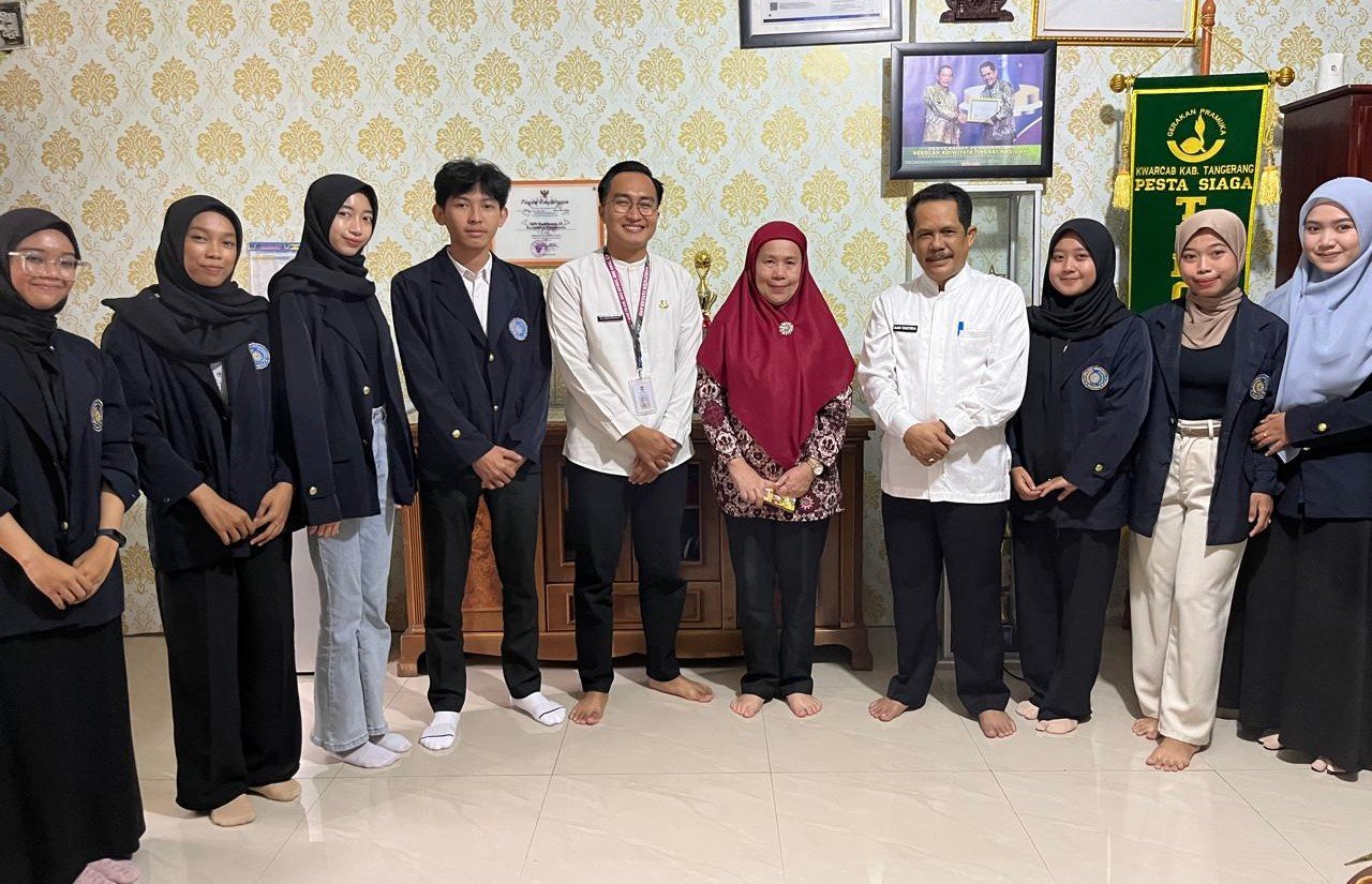 Ikuti perjalanan mahasiswa FKIP UMT dalam program magang di SDN Pasarkemis 3, belajar langsung dari pengalaman mengajar.