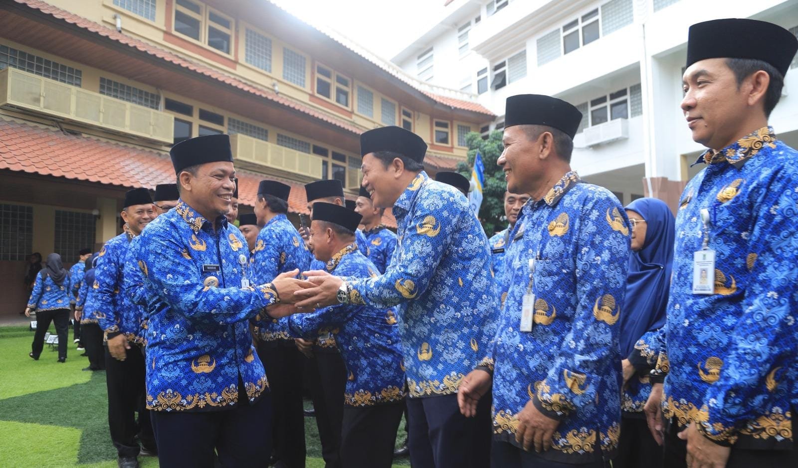 Pj Wali Kota Tangerang Dr. Nurdin pamit setelah satu tahun menjabat, berharap kinerja ASN terus berlanjut untuk kemajuan kota.