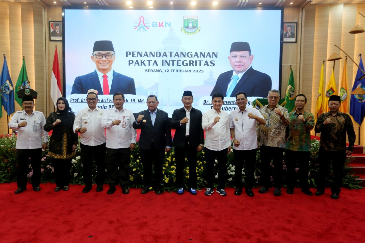 Pj Wali Kota Tangerang, Dr. Nurdin, teken Pakta Integritas untuk manajemen talenta, dorong pengembangan SDM di pemerintahan.