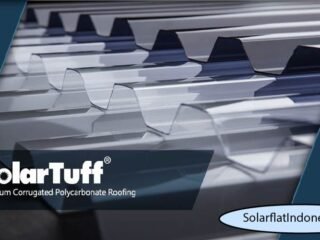 Temukan atap polycarbonate Solartuff berkualitas tinggi, tahan cuaca ekstrem, dan transparan untuk berbagai aplikasi bangunan Anda.