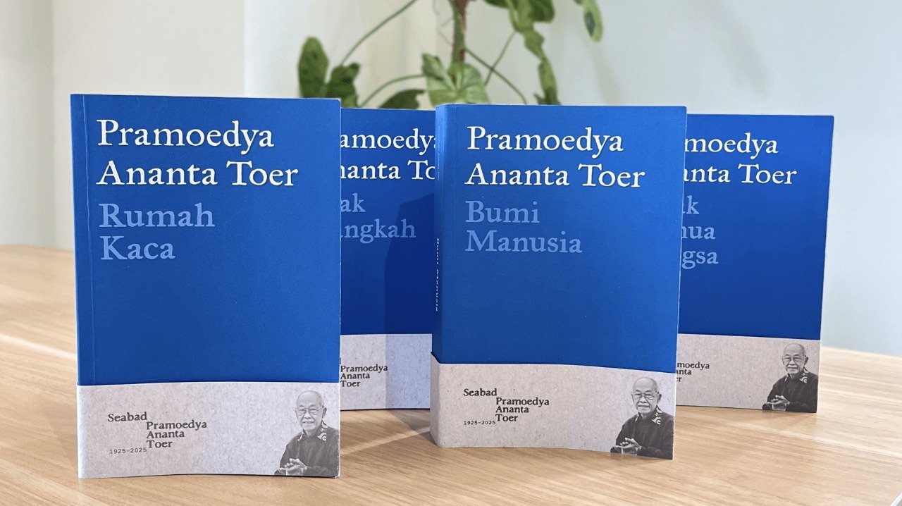 Pramoedya Ananta Toer mengangkat perjuangan rakyat Banten dalam "Sekali Peristiwa di Banten Selatan," karya yang penuh kritik sosial.