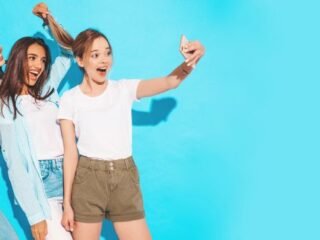 'Romanticizing Life': Cara Gen Z Biar Hidup Lebih Seru