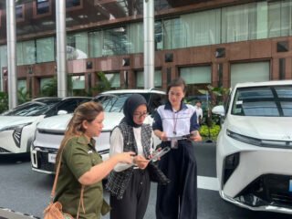 BRI Finance Hadirkan Mobil Impian di Taman BRI Bersama Indomobil Group