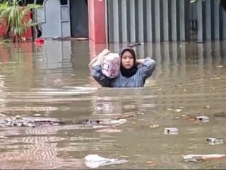 Banjir dan Sampah: Dua Isu Lingkungan yang Mendesak di Indonesia