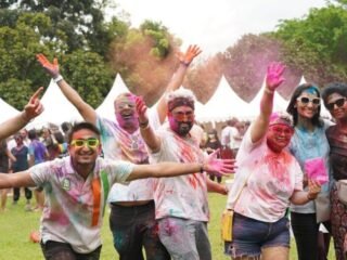 Festival Holi Meriah di Jakarta, Kedutaan Besar India dan India Club Jakarta Kolaborasi Rayakan Tradisi Musim Semi