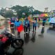 Istri wartawan IKWI Kabupaten Tangerang bagikan takjil Ramadhan di Puspemkab, tingkatkan kepedulian dan kebersamaan di bulan suci
