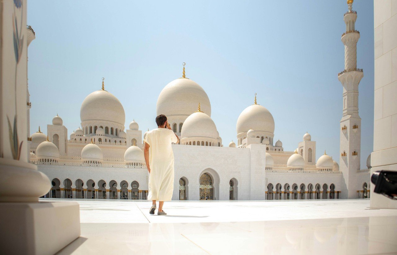 Jadwal Imsak, salat, dan buka puasa hari pertama Ramadan 1446 H di Jakarta. Siapkan diri untuk menjalani ibadah puasa dengan baik.