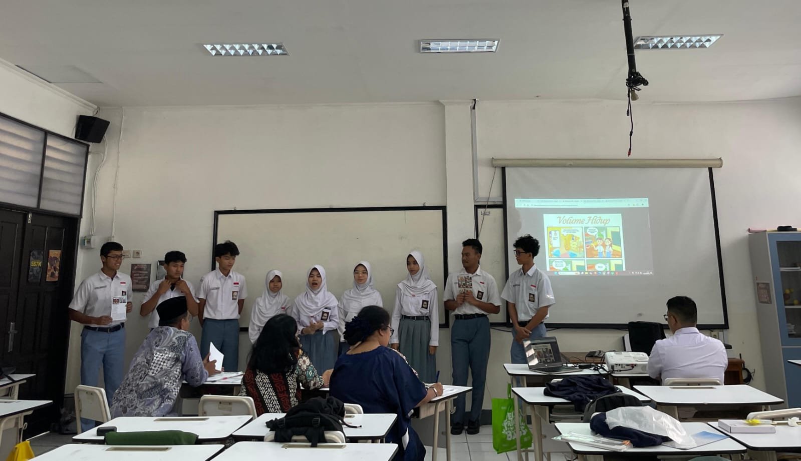 Sekolah Menengah Atas Negeri 1 Kota Tangerang adakan Penilaian P5 dengan tema growth mindset, integrasikan berbagai mata pelajaran.