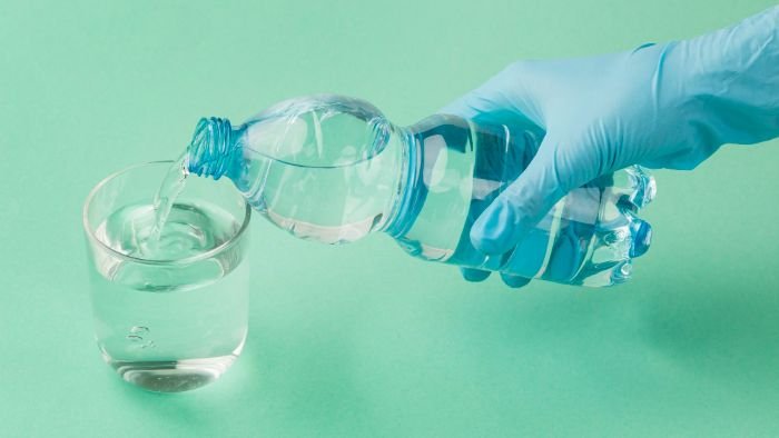 mikroplastik di air minum